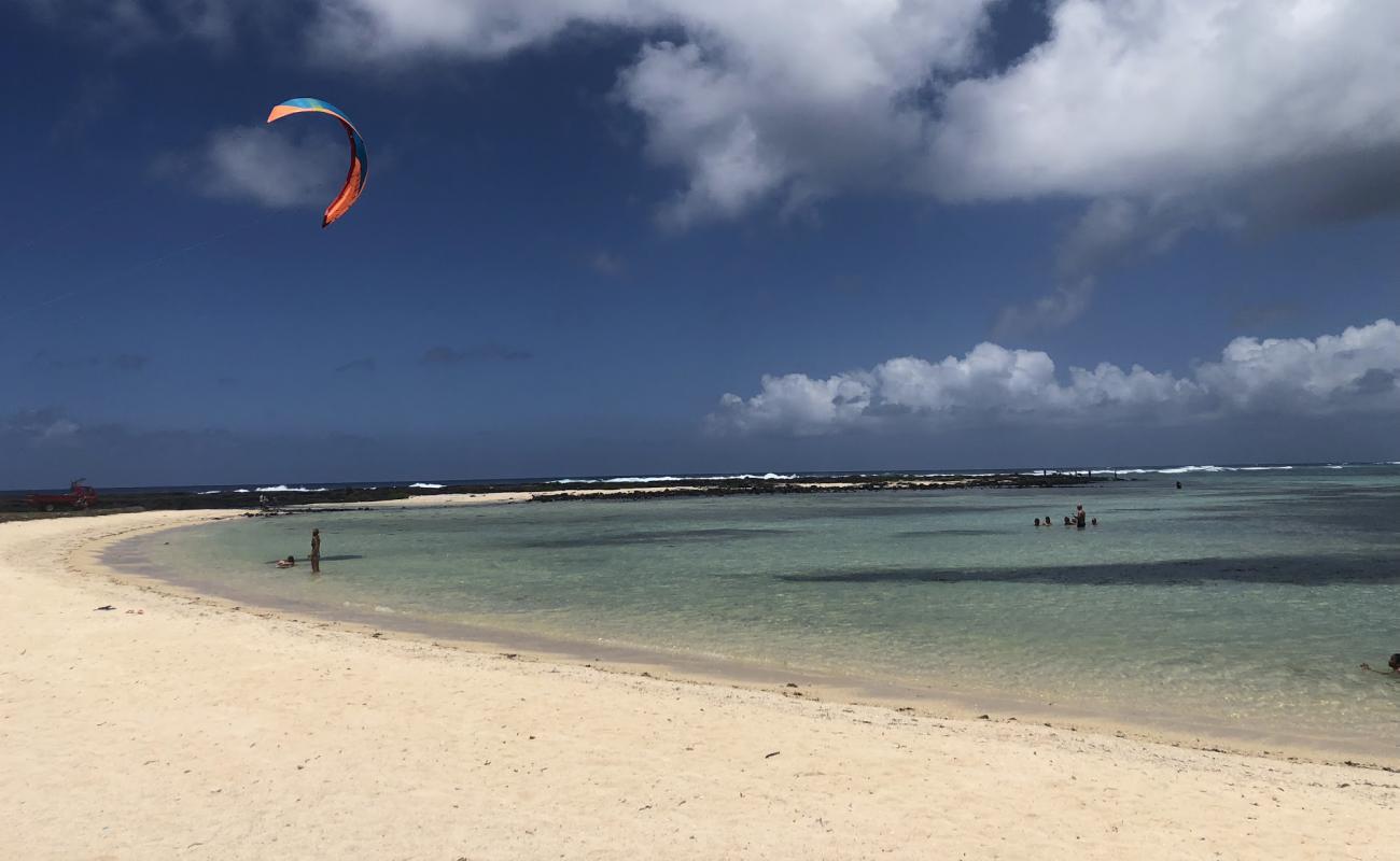 Photo of Poste La Fayette Beach with bright sand surface