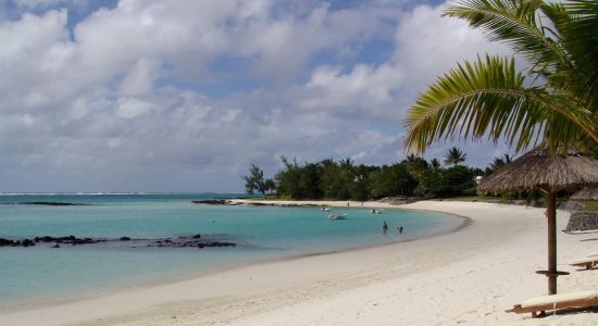 Poste de Flacq beach