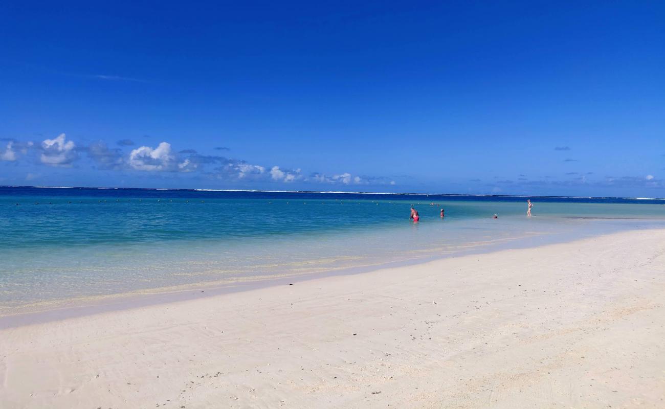 Photo of Quatre Cocos Beach with white sand surface