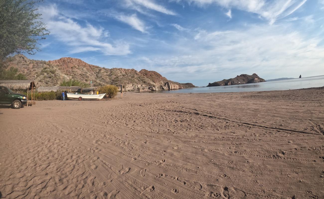 Photo of Playa Puerto Agua Verde with bright sand surface