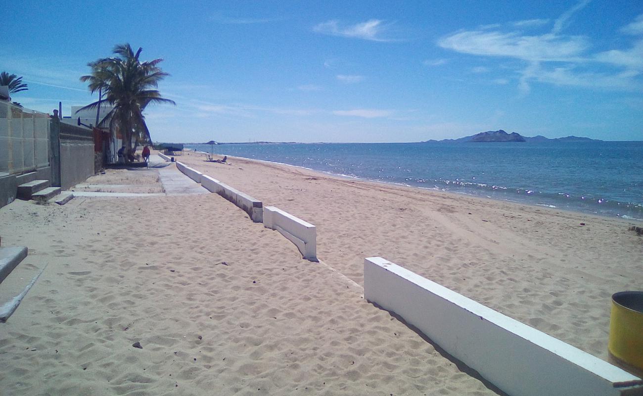 Photo of Bahia de Kino II with bright sand surface