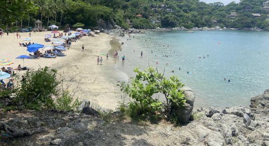 Muertos beach