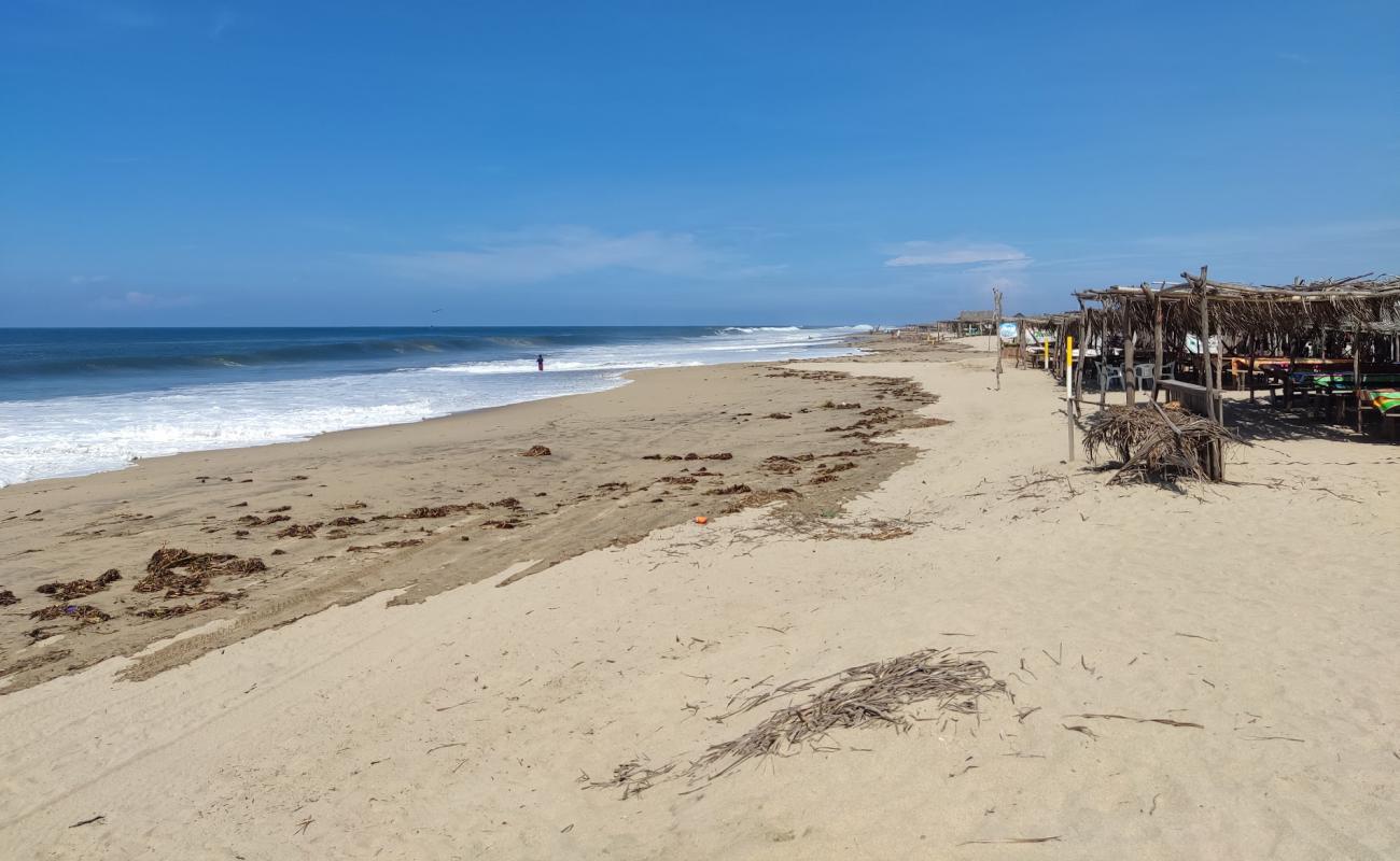 Photo of Playa Barra de Coyuca with bright sand surface