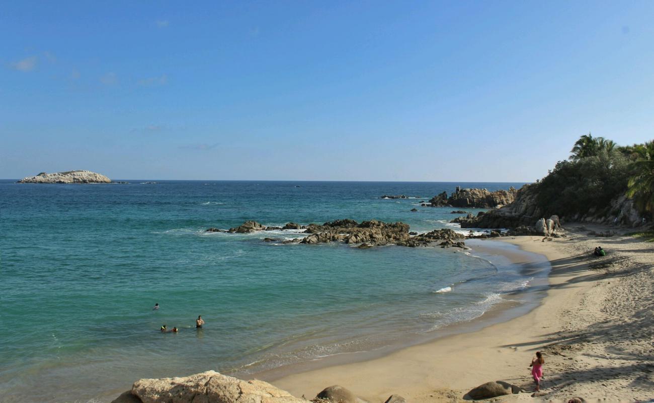 Photo of Playa Roca Blanca with bright fine sand surface