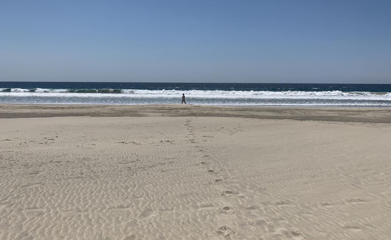 Photo of Playa El Tomatal with bright fine sand surface