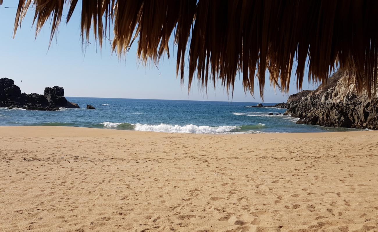 Photo of Montecito beach with bright fine sand surface