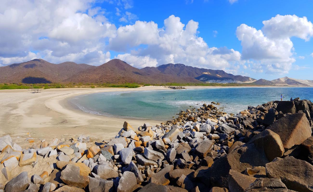 Photo of Bamba beach with gray sand surface