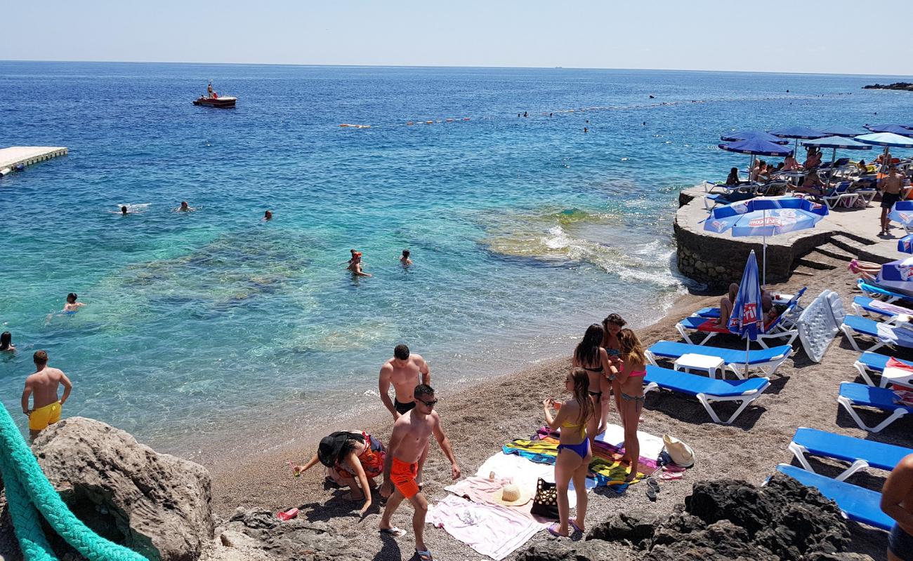 Photo of Ploce beach with concrete cover surface