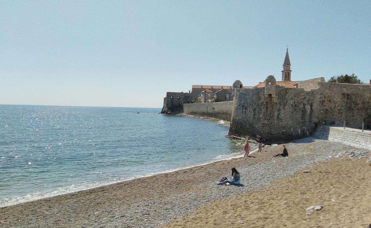 Photo of Pizana beach with light pebble surface