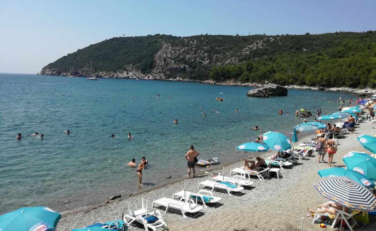 Photo of Maljevik beach with gray pebble surface