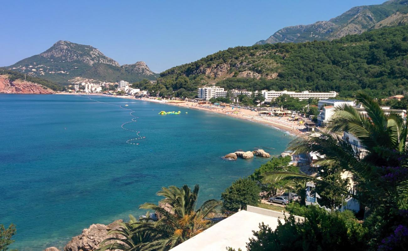 Photo of Sutomore beach with light fine pebble surface