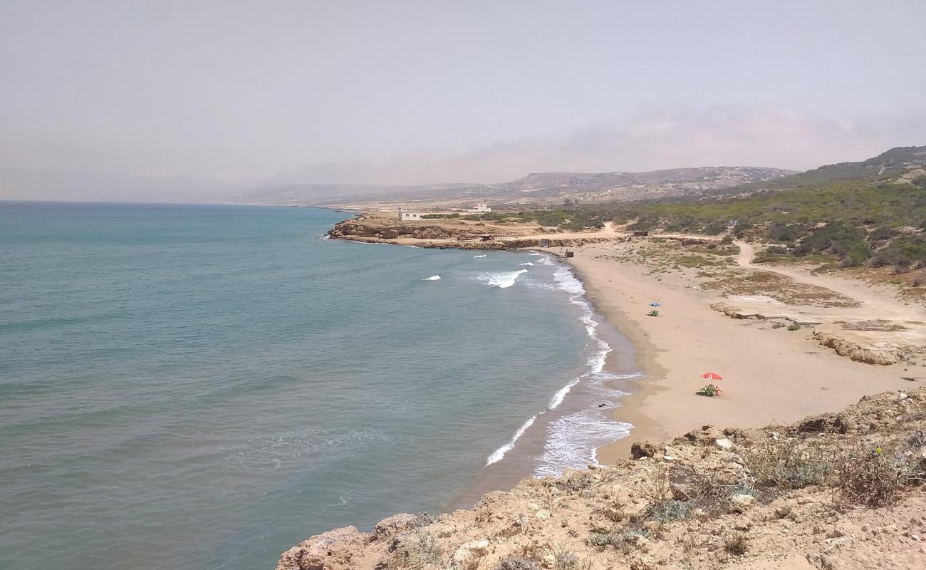 Photo of Playa Los Piratos II with bright fine sand surface