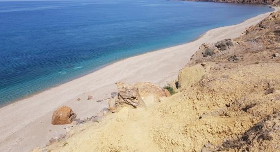 Boukhizzou beach