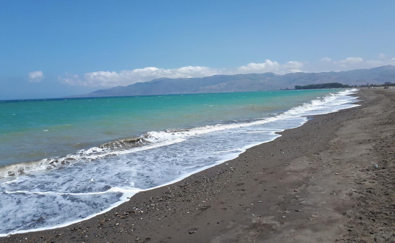 Photo of Plage Souani with gray sand surface