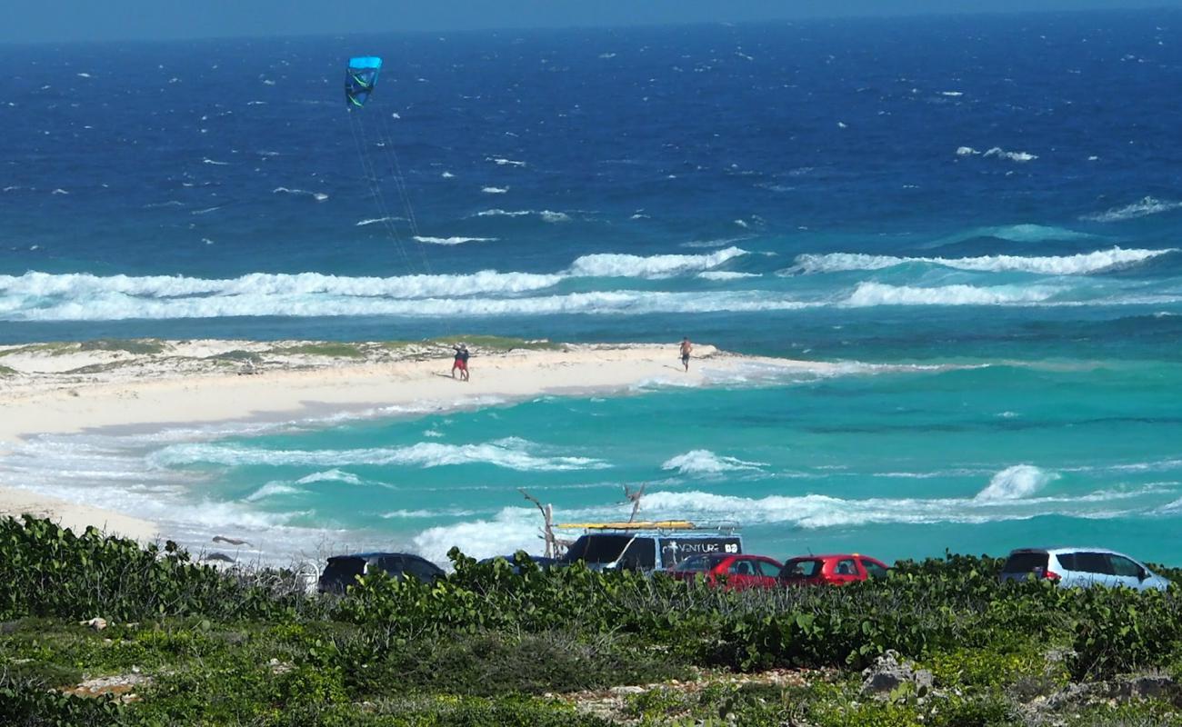 Photo of Bachelor's beach with bright sand surface