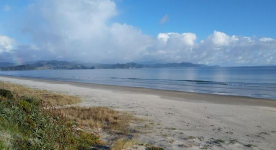 Matarangi Beach