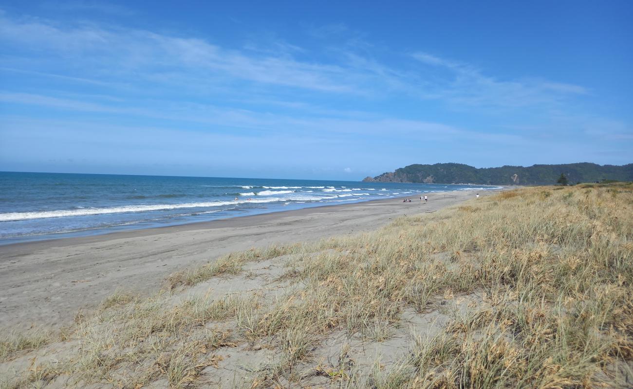 Photo of Pacific Beach with bright sand surface