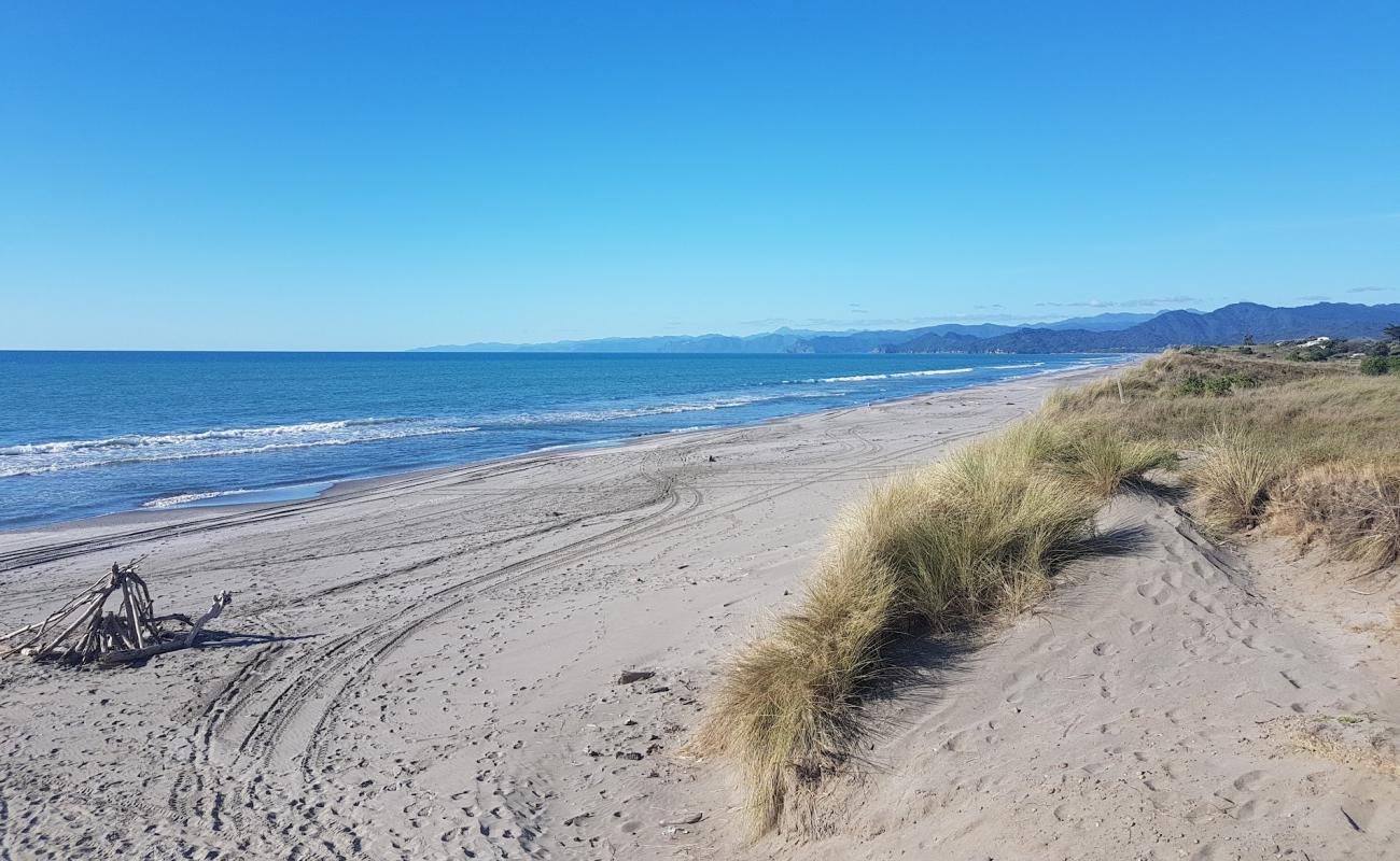 Photo of Hikuwai Beach with gray sand surface