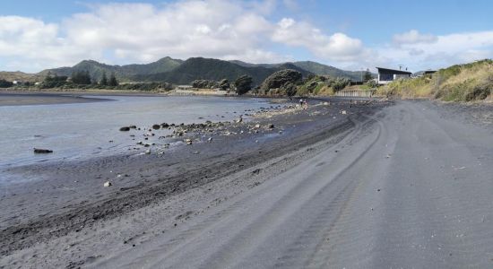 Marokopa Beach