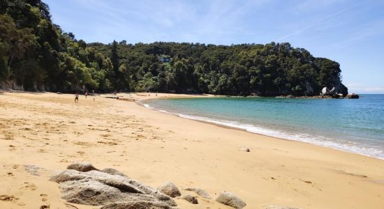 Split Apple Rock Beach