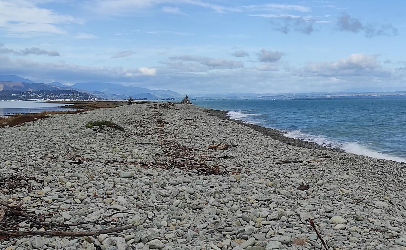 Photo of Glenduan Beach with gray pebble surface