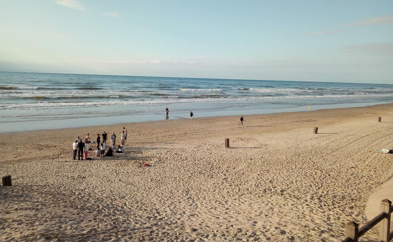 Photo of Plage Bray Dunes with bright sand surface