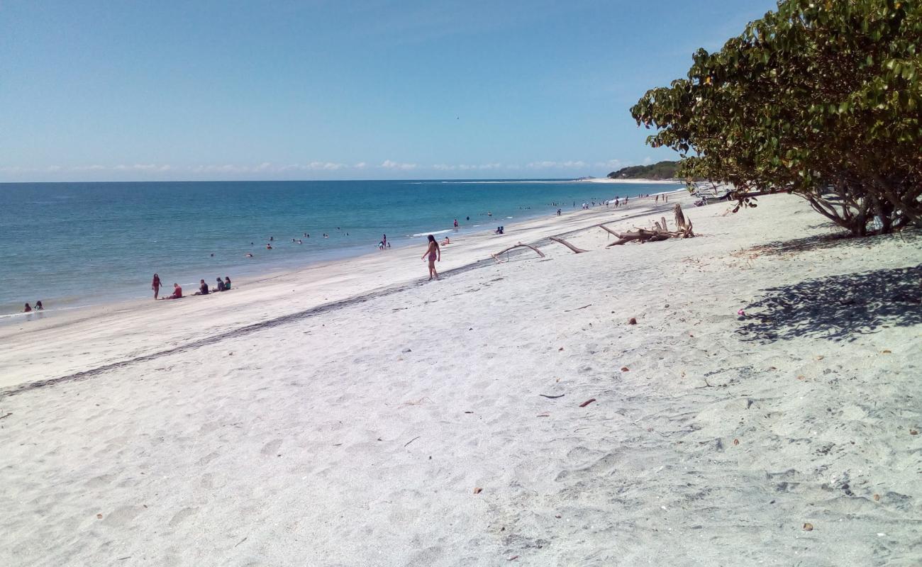 Photo of Hermita Beach with gray sand surface