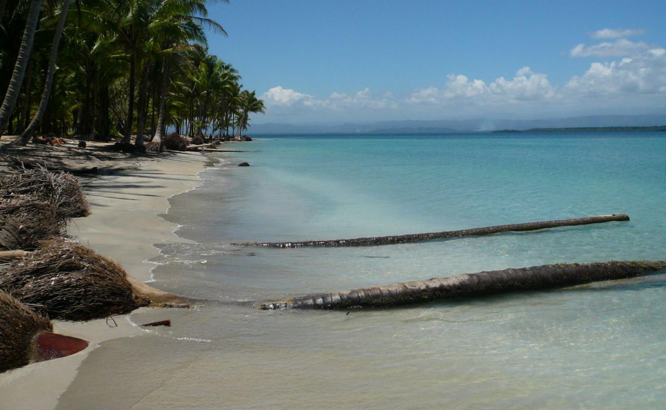 Photo of Tauren Beach with bright sand surface