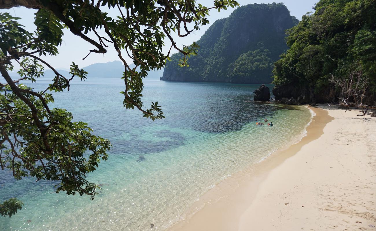 Photo of Kudugman Beach with bright sand surface