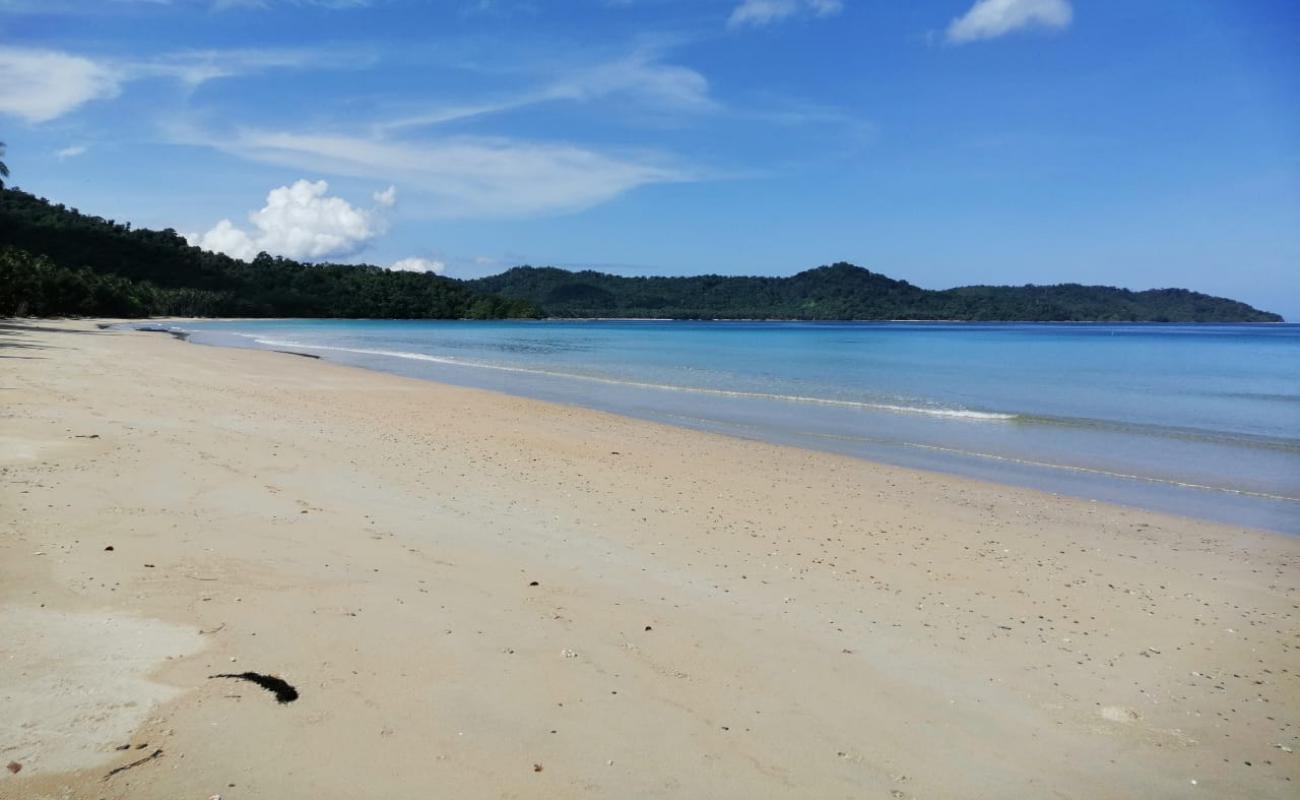 Photo of Lumindas Beach with bright sand surface