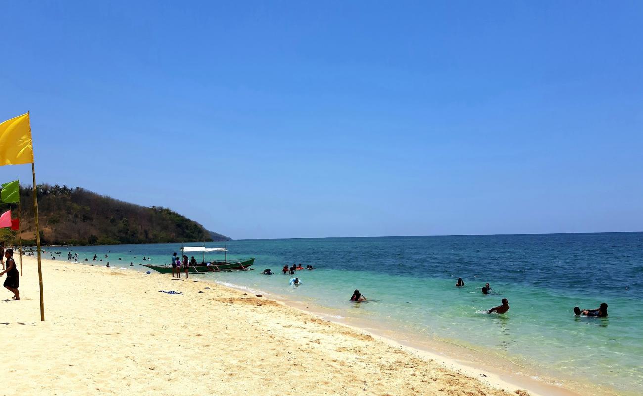 Photo of Buktot Beach with bright sand surface