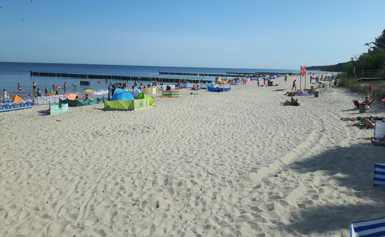 Photo of Plaza Ustronie Morskie with bright fine sand surface