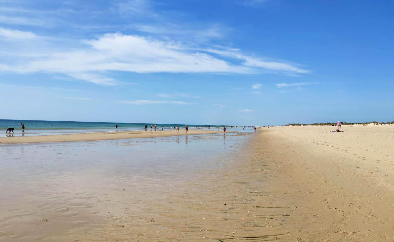 Photo of Manta Rota Beach with bright fine sand surface