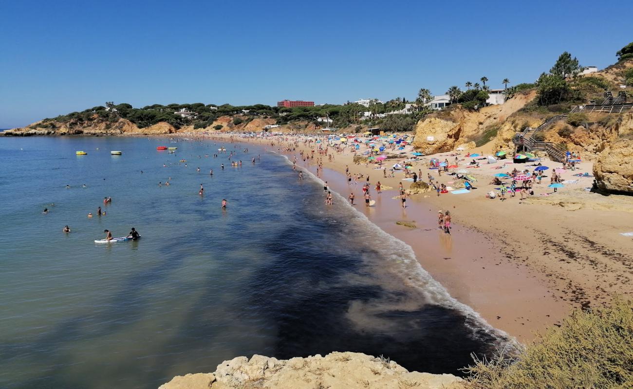 Photo of Praia Santa Eulalia with brown fine sand surface