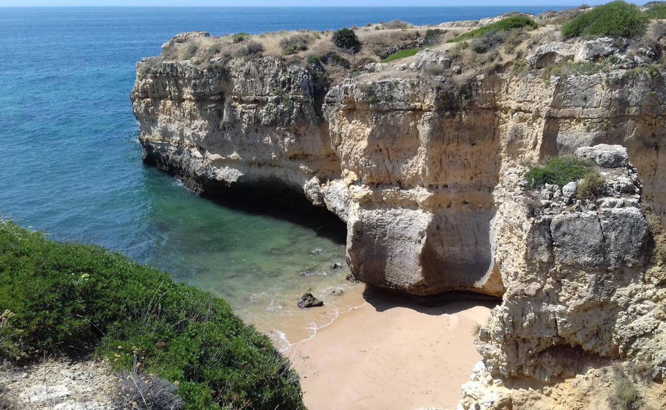 Photo of Ninho de Andorinha with bright sand surface