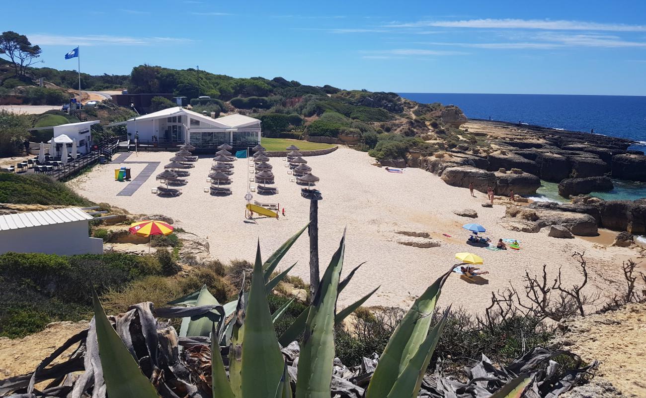 Photo of Praia do Evaristo with bright fine sand surface