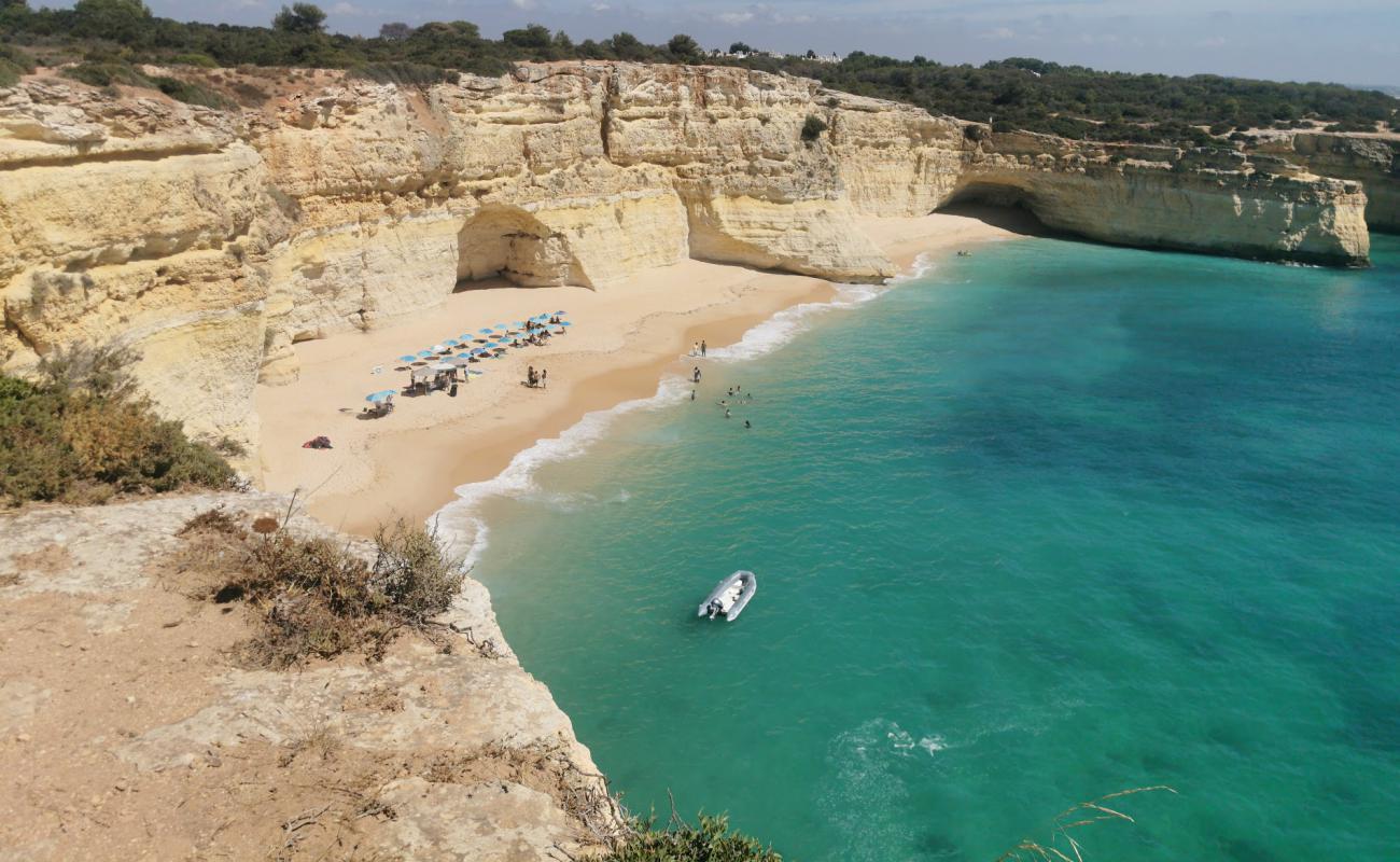 Photo of Malhada do Baraco beach with brown fine sand surface