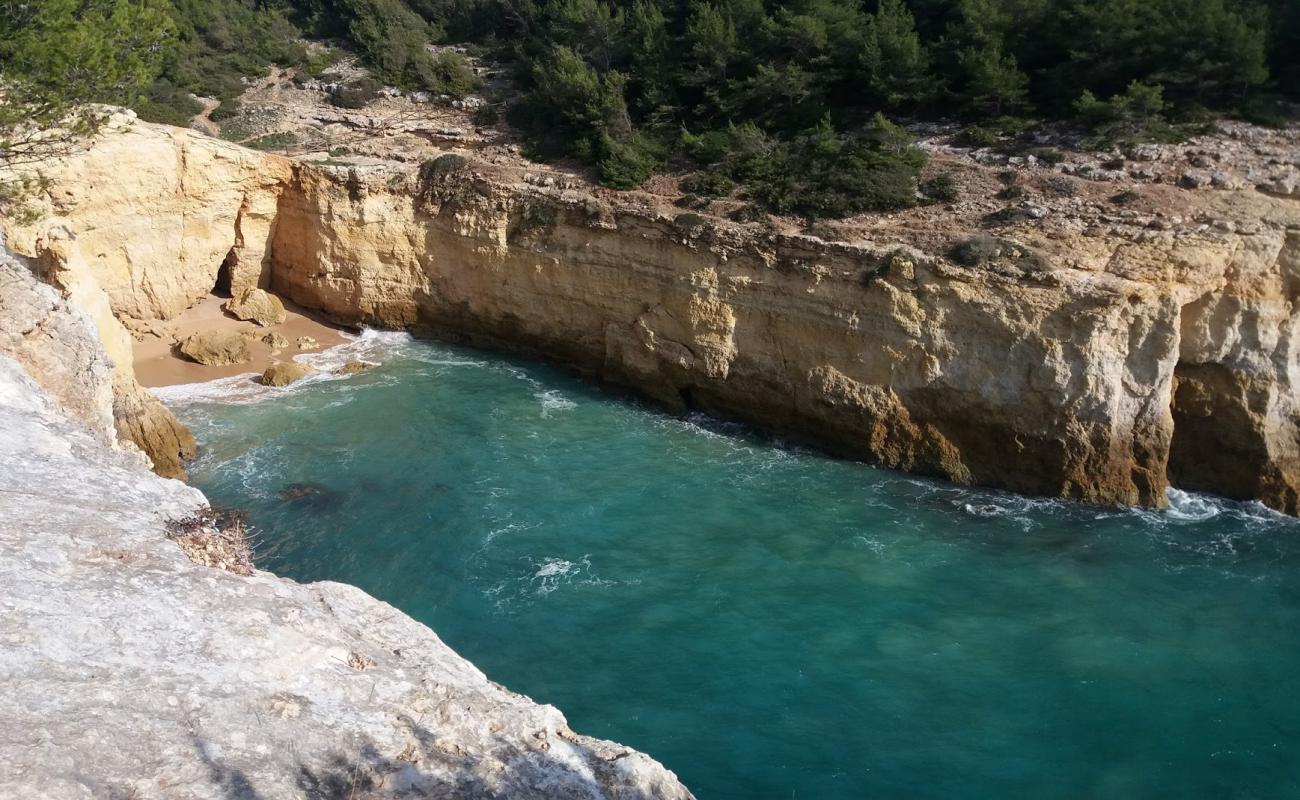 Photo of Vale Espinhaco with bright sand surface