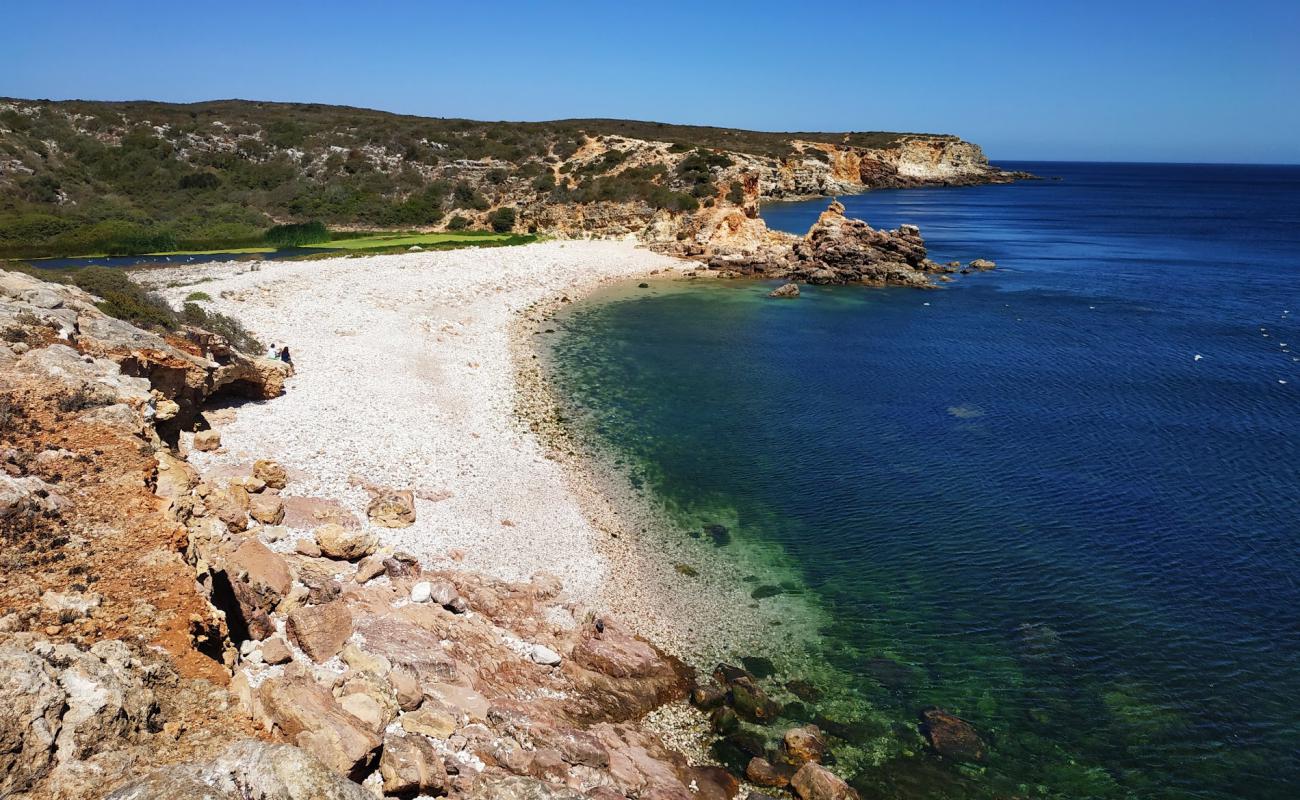 Photo of Praia dos Rebolinhos with rocks cover surface