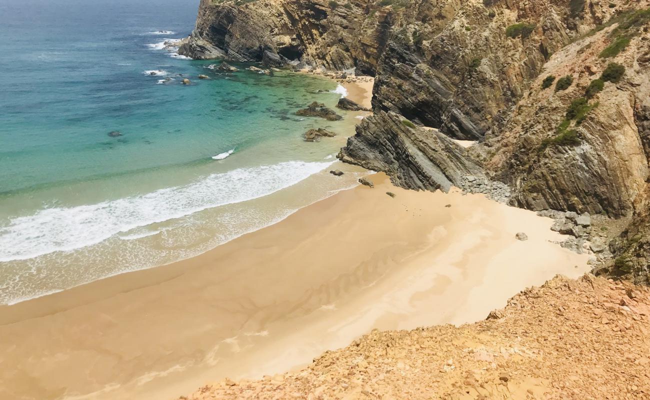 Photo of Praia do Tonel with bright fine sand surface