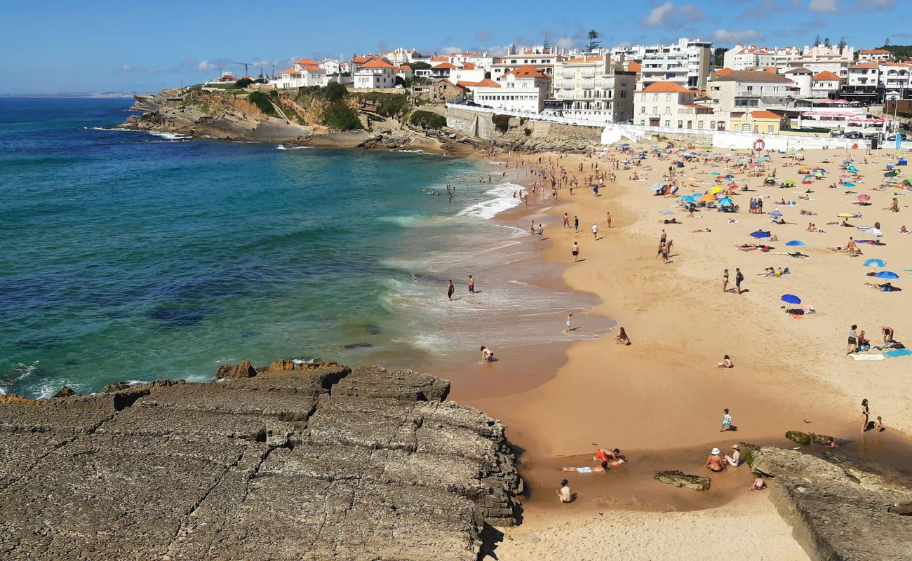 Photo of Praia das Macas with bright fine sand surface