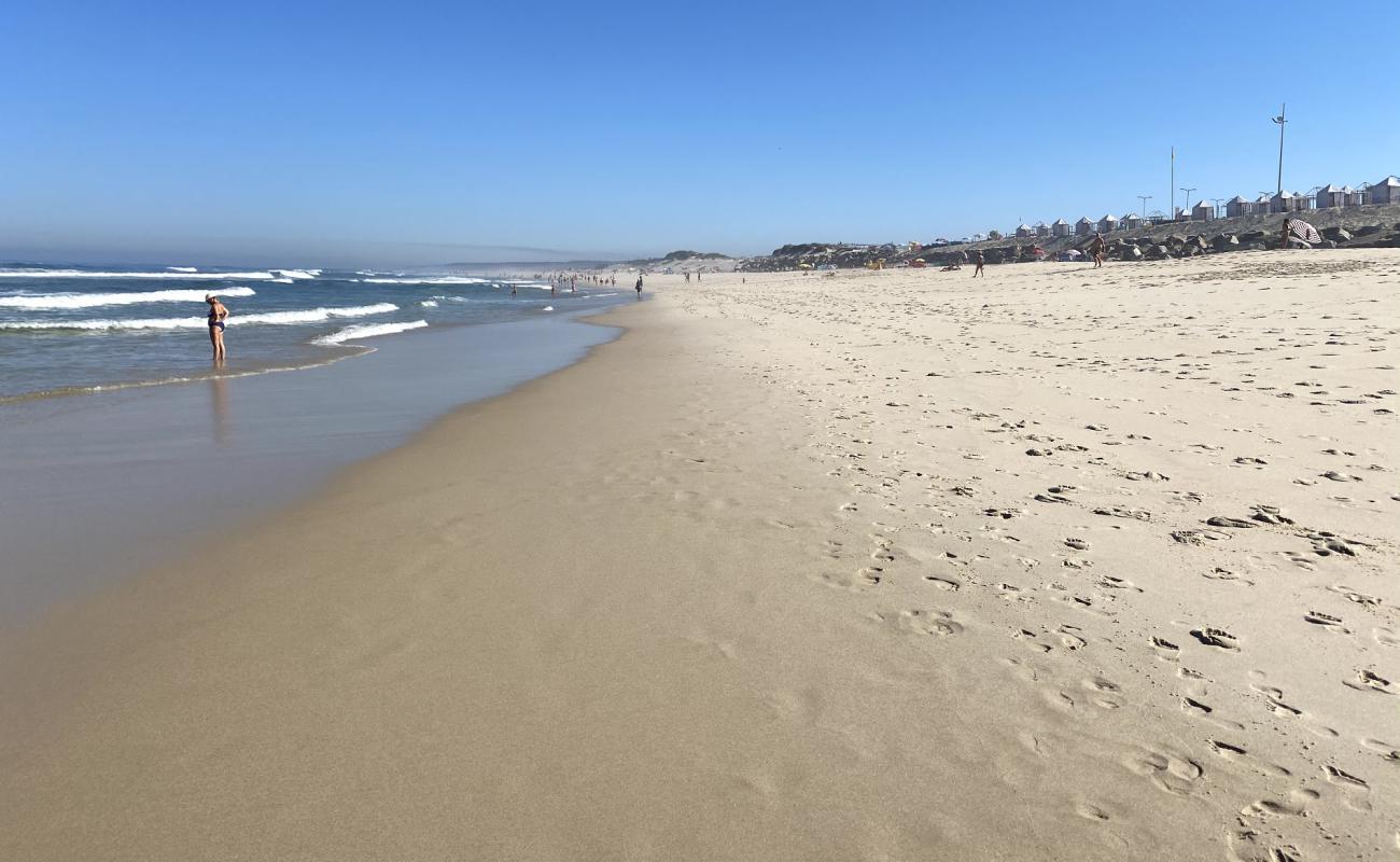 Photo of Praia do Furadouro with white fine sand surface