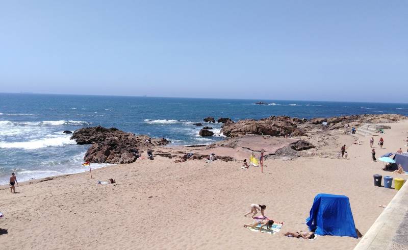 Photo of Praia do Carneiro with bright fine sand surface