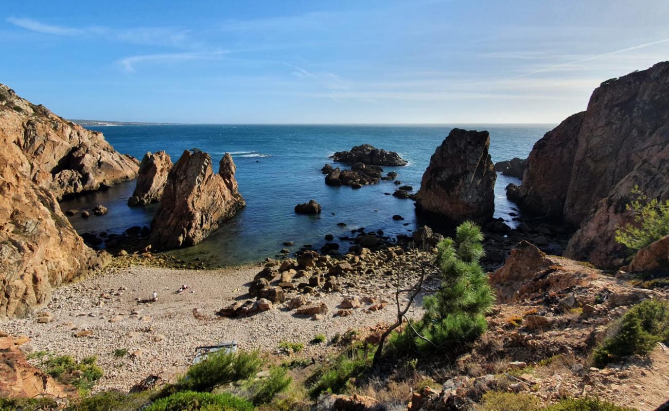 Photo of Praia do Porto do Touro ou Guincho Velho with gray pebble surface