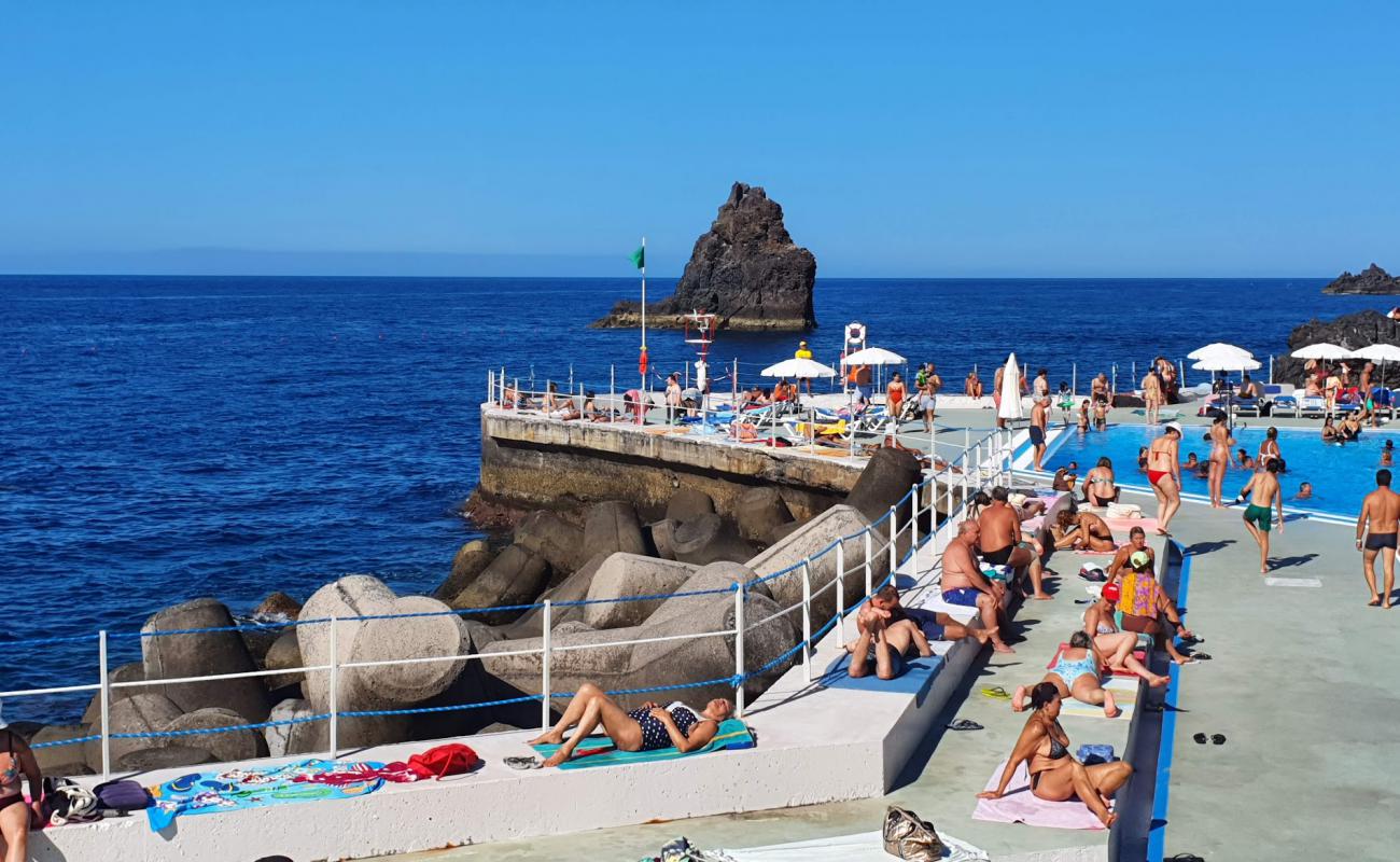 Photo of Complexo Balnear do Lido with concrete cover surface