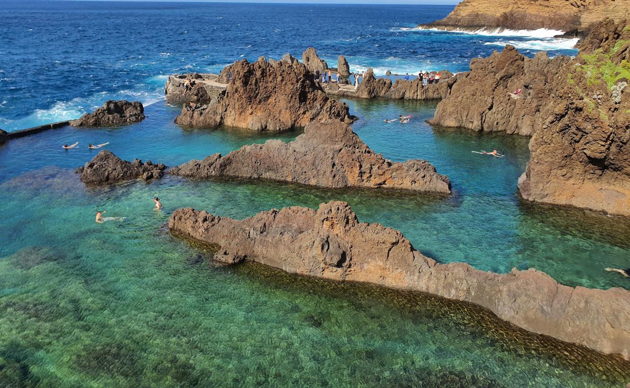 Photo of Piscinas Naturais Velhas with concrete cover surface