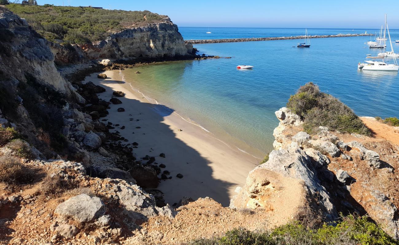 Photo of Praia da Infanta with bright sand surface