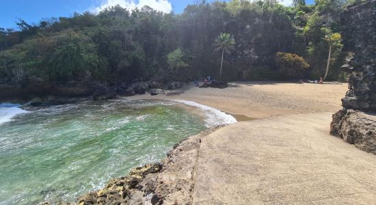 Playa Puerto Hermina