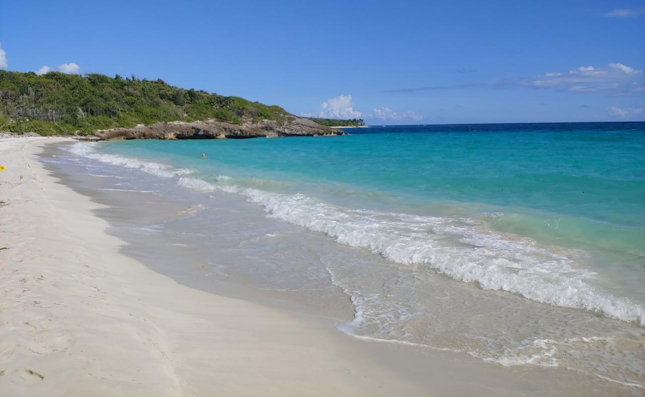 Photo of Navio beach with bright fine sand surface