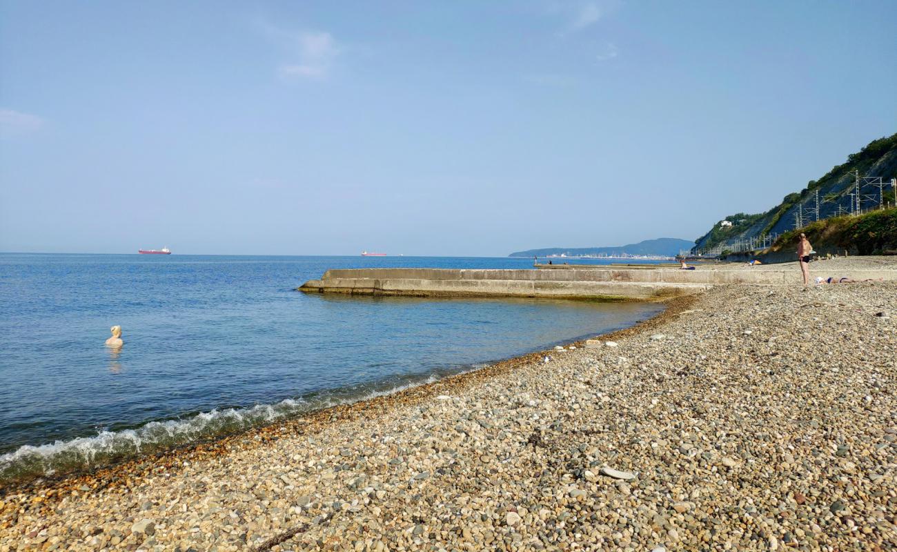 Photo of Dederkoy beach with gray pebble surface